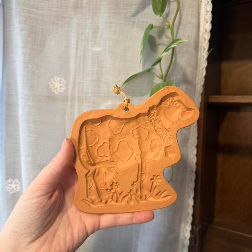 Cotton press cow cookie mold